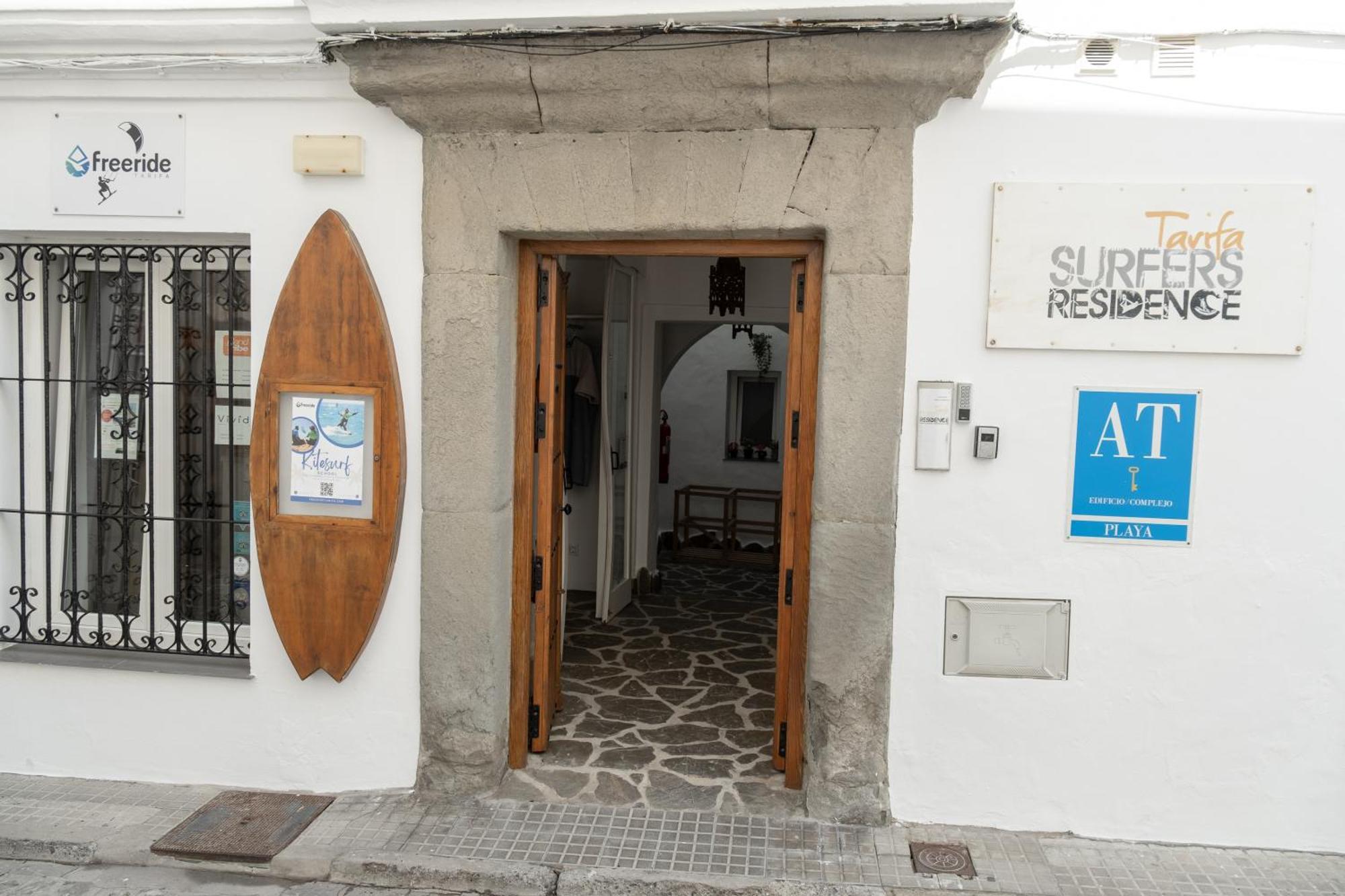 Surfersresidence Apartments Tarifa Exteriör bild